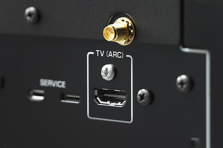 Image showing HDMI arc terminal of Yamaha R-N2000A Network Receiver