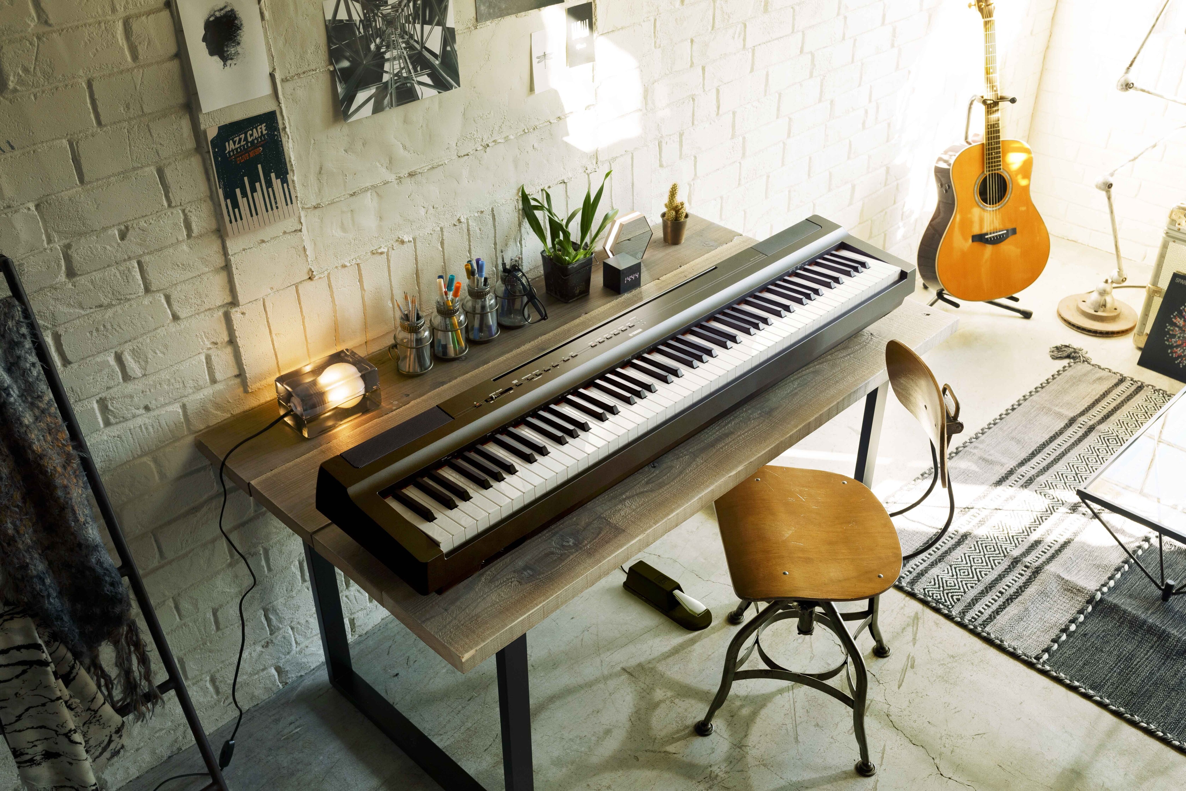 P-125a Portable Electronic Keyboard Gallery - Yamaha USA