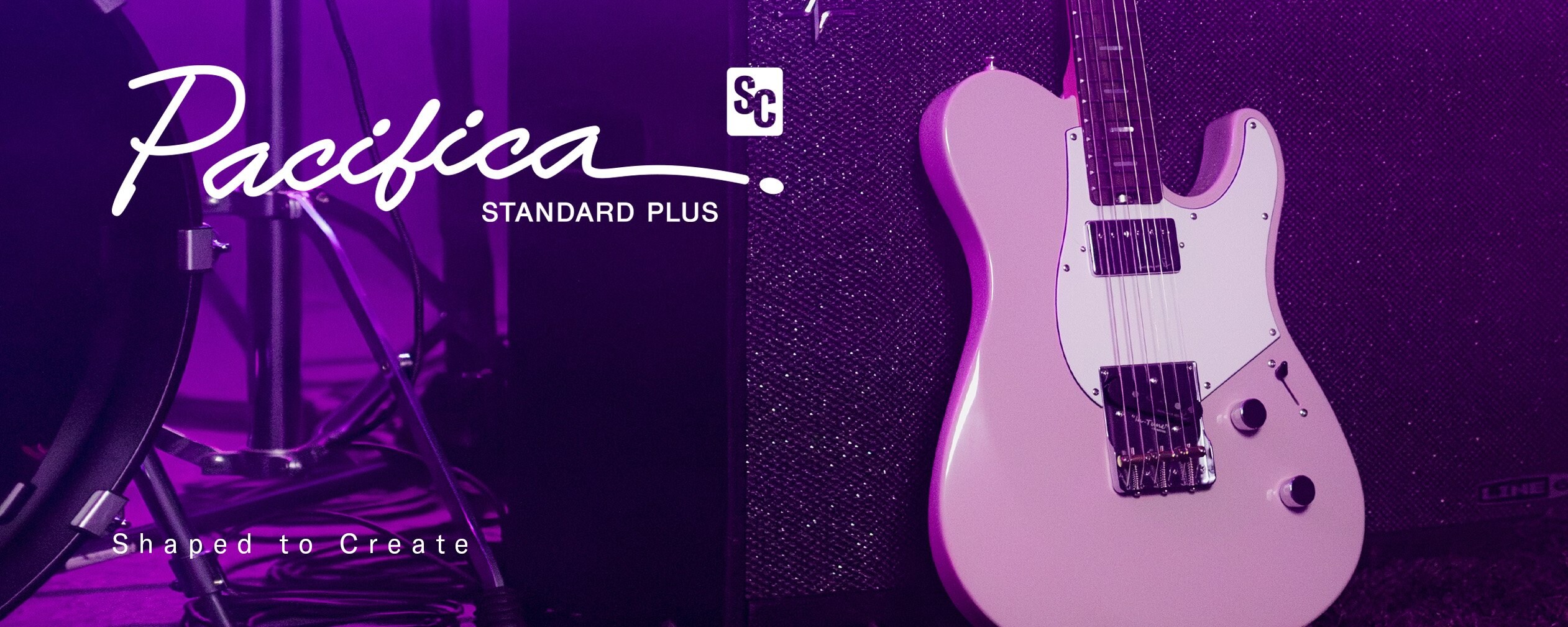 Pacifica SC Standard Plus (PACS+11S ASP) placed next to a guitar amplifier