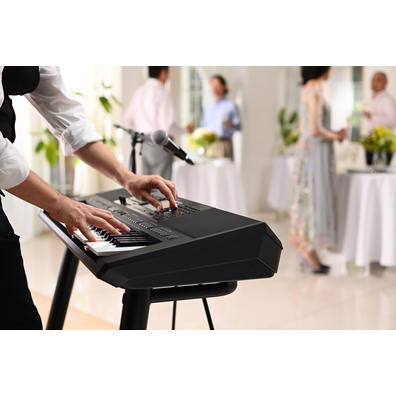 Yamaha Arranger Workstation PSR-SX720+ being played at a party venue