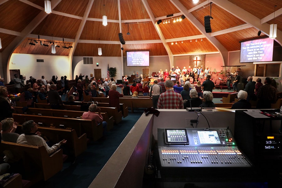 Inside view of Valley Life Church using NEXO M6 line array and Yamaha QL5 Digital Audio Console