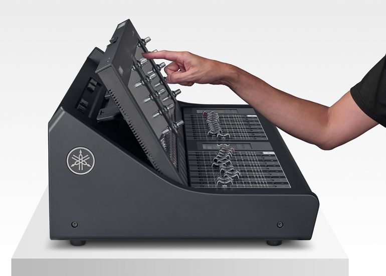 DM5 Series - Overview - Mixers - Professional Audio - Products