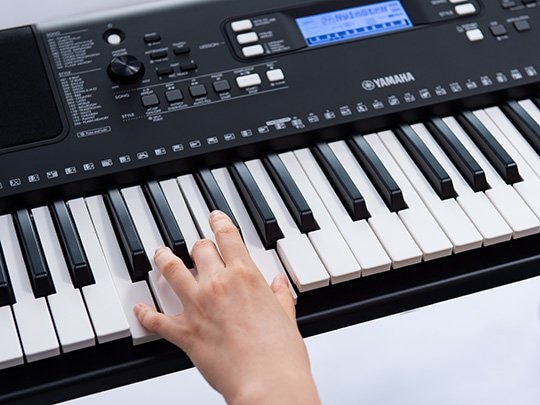 Yamaha PSR-E373 Portable Keyboard with Power Adapter BONUS PAK