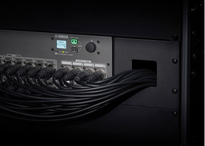 RUio1608SB-D rack-mounted installation